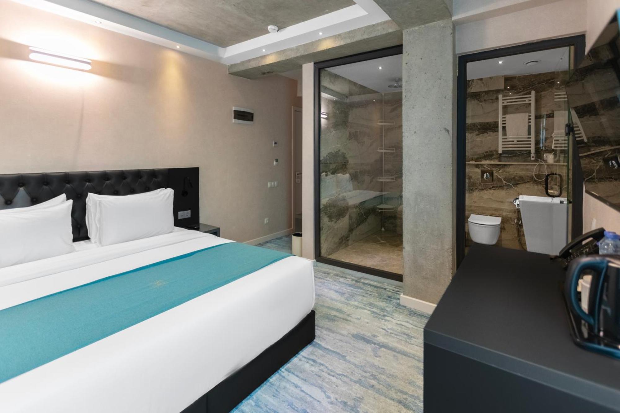 M 1 T Hotel Tiflis Exterior foto